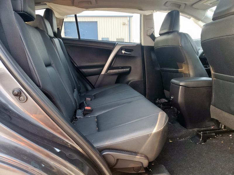 Photo 11 from auction – 2018 TOYOTA RAV4 LIMIT with VIN 2T3YFREV7JW444192