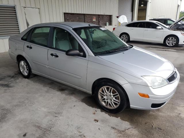 Photo 4 from auction – 2005 FORD FOCUS ZX4 with VIN 1FAFP34N45W119337