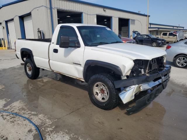 صورة رقم 4 من المزاد - 2003 CHEVROLET SILVERADO مع VIN 1GCHC24U93E215371