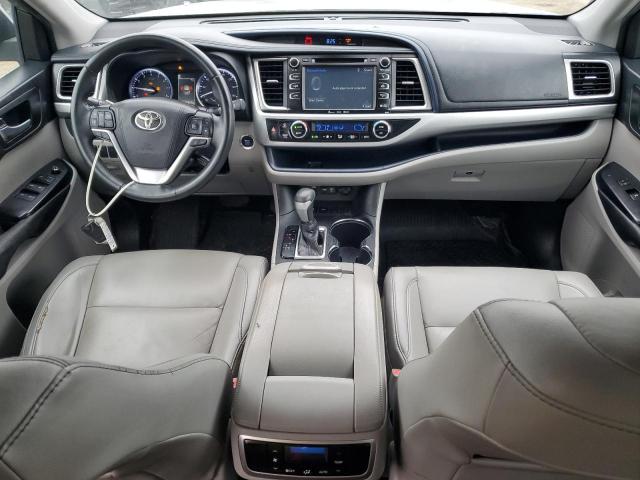 Photo 8 from auction – 2019 TOYOTA HIGHLANDER with VIN 5TDKZRFH7KS557763