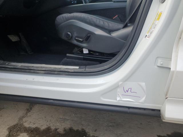 Снимка 12 от търг – 2024 VOLVO XC60 с VIN YV4L12RL5R1712527