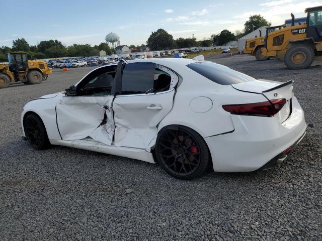 Photo 2 from auction – 2018 ALFA ROMEO GIULIA with VIN ZARFAEDN7J7589055