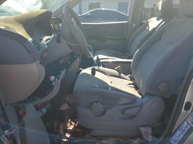 Photo 7 from auction – 2004 TOYOTA SIENNA CE with VIN 5TDZA23C54S183677