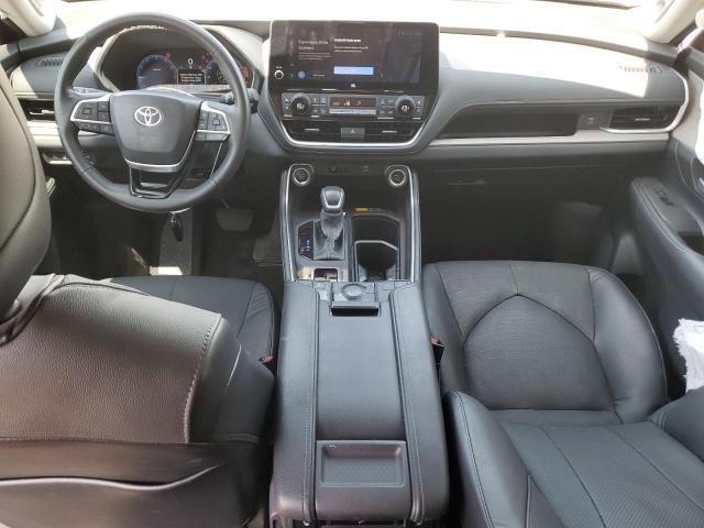 Photo 8 from auction – 2024 TOYOTA GRAND HIGH with VIN 5TDAAAB54RS059644