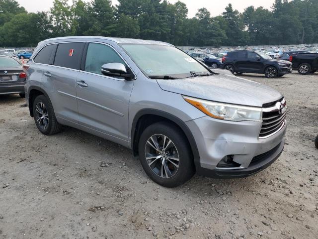 Photo 4 from auction – 2016 TOYOTA HIGHLANDER with VIN 5TDJKRFH0GS265850