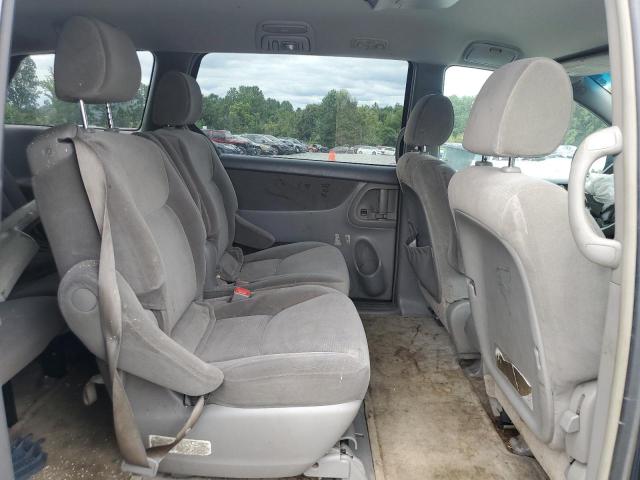 Photo 11 from auction – 2005 TOYOTA SIENNA CE with VIN 5TDZA23C25S254495