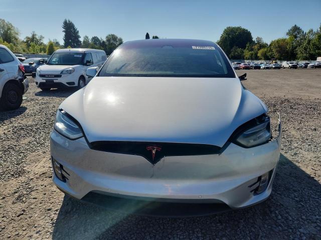 Photo 5 from auction – 2018 TESLA MODEL X with VIN 5YJXCDE2XJF116686