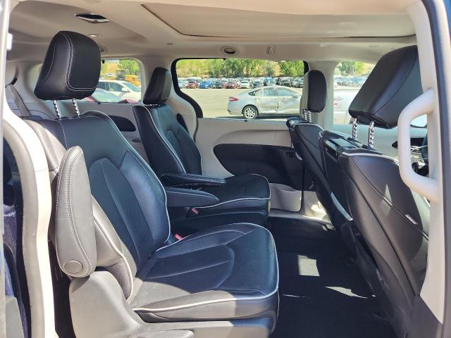 Photo 11 from auction – 2023 CHRYSLER PACIFICA H with VIN 2C4RC1S74PR569691