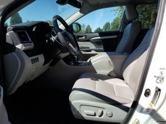Photo 7 from auction – 2017 TOYOTA HIGHLANDER with VIN 5TDJZRFH9HS446068