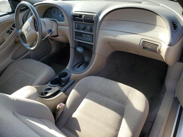 Foto 8 de la subasta – 2000 FORD MUSTANG con VIN 1FAFP4047YF186151