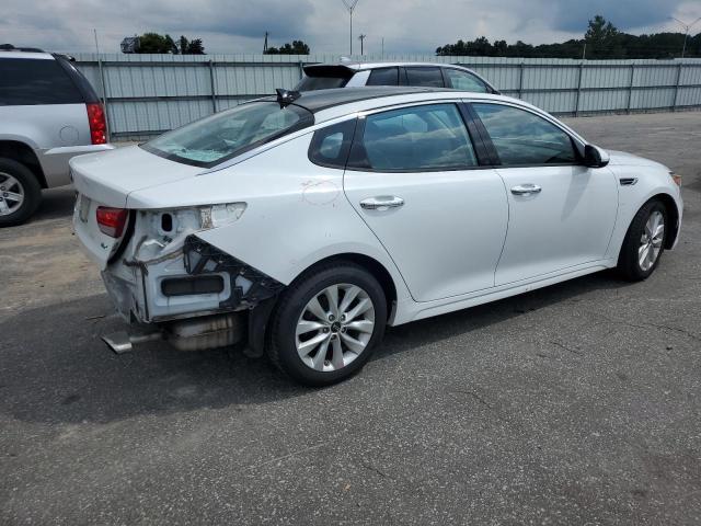 Photo 3 from auction – 2018 KIA OPTIMA EX with VIN 5XXGU4L35JG198848