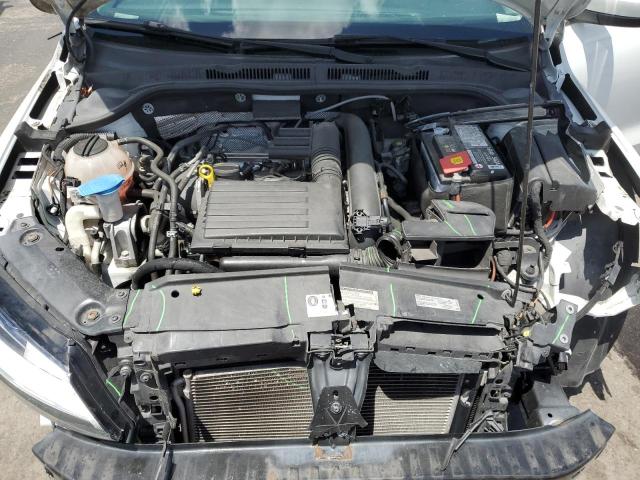 Photo 11 from auction – 2017 VOLKSWAGEN JETTA S with VIN 3VW2B7AJ9HM301990