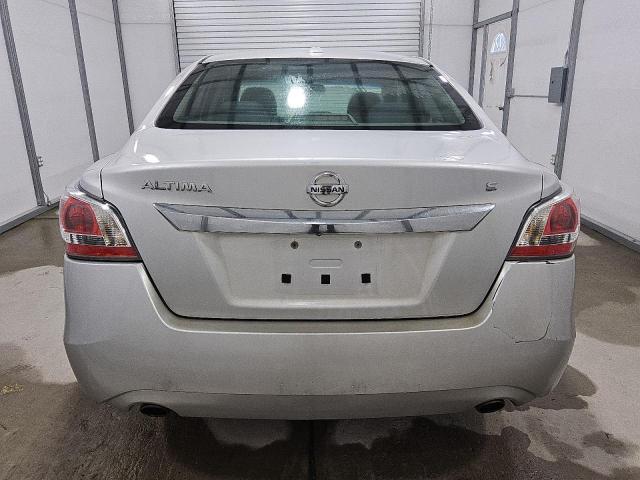 Photo 6 from auction – 2015 NISSAN ALTIMA 2.5 with VIN 1N4AL3AP0FC267015