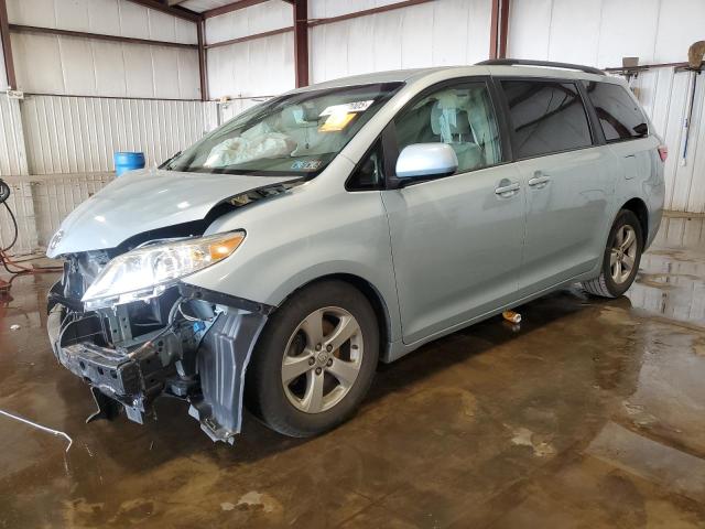 TOYOTA SIENNA LE 2015 with VIN 5TDKK3DC4FS529658 - Photo from auction