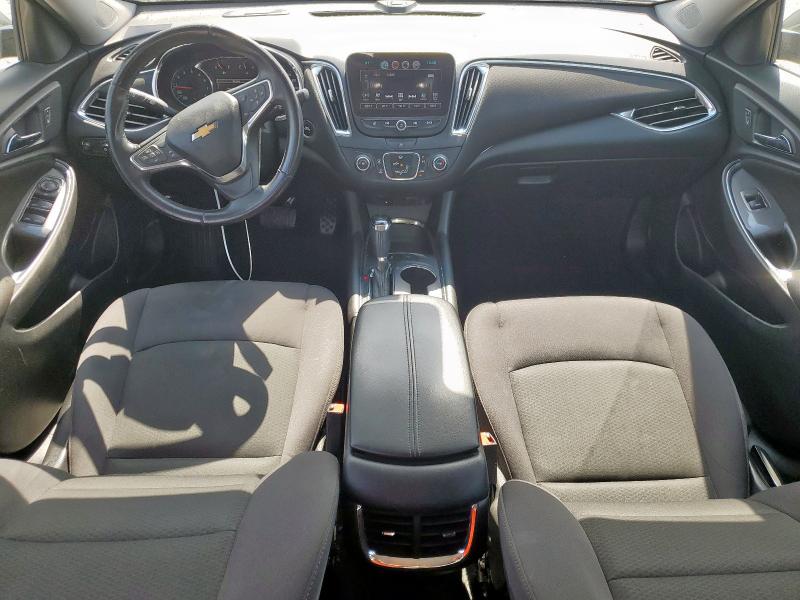 Photo 8 from auction – 2017 CHEVROLET MALIBU LT with VIN 1G1ZE5ST6HF252513