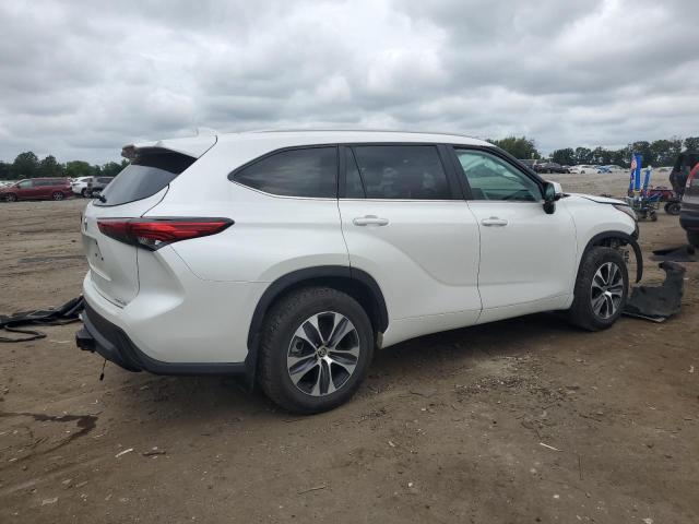 Photo 3 from auction – 2023 TOYOTA HIGHLANDER with VIN 5TDKDRBH1PS028952
