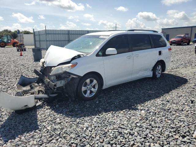 TOYOTA SIENNA LE 2014 with VIN 5TDKK3DC8ES492354 - Photo from auction