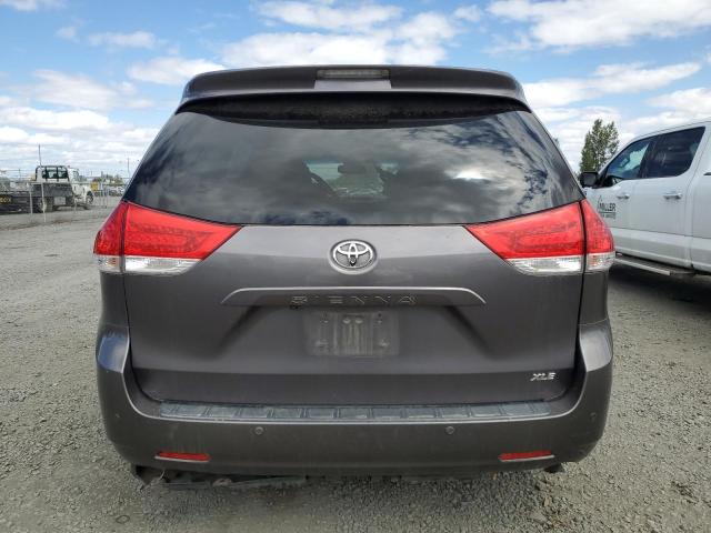 Photo 6 from auction – 2011 TOYOTA SIENNA XLE with VIN 5TDYK3DC2BS010242