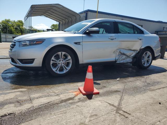 FORD TAURUS SEL 2017 with VIN 1FAHP2E83HG132073 - Photo from auction