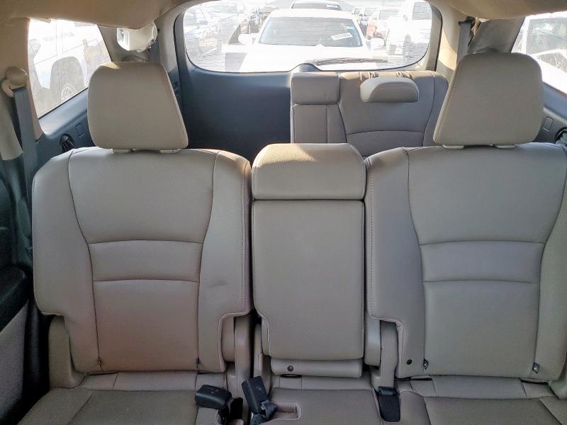 Photo 10 from auction – 2017 HONDA PILOT TOUR with VIN 5FNYF6H91HB042049