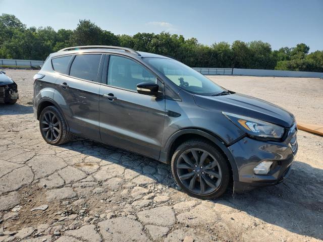 Photo 4 from auction – 2017 FORD ESCAPE TIT with VIN 1FMCU9J9XHUD58354