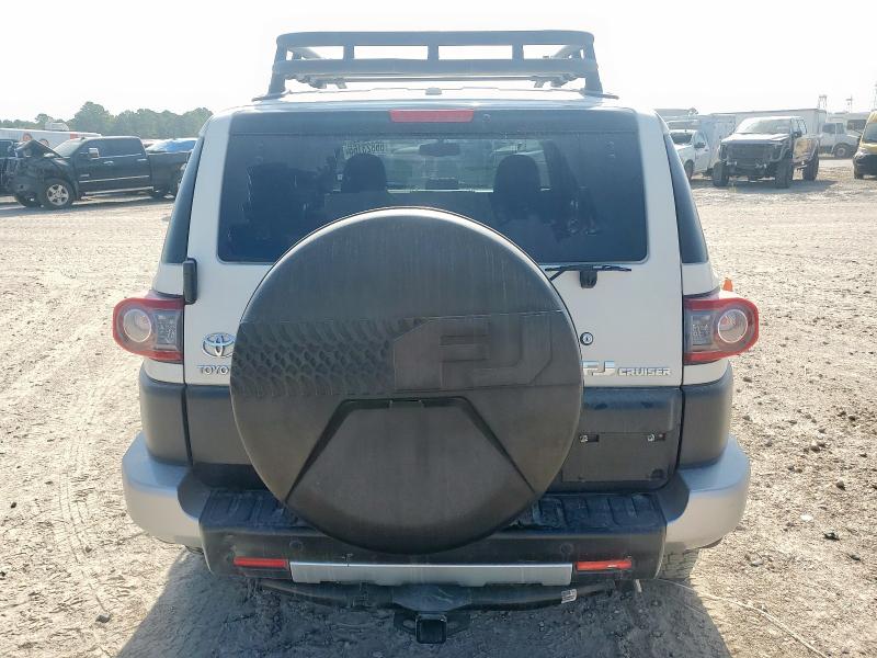 Photo 6 from auction – 2012 TOYOTA FJ CRUISER with VIN JTEZU4BF8CK012731