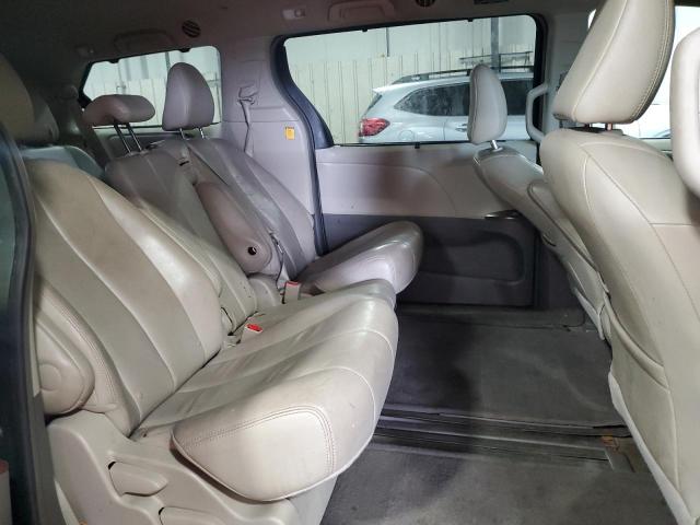 Photo 11 from auction – 2012 TOYOTA SIENNA XLE with VIN 5TDYK3DC6CS272119