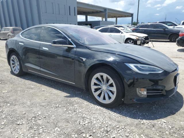 Photo 4 from auction – 2019 TESLA MODEL S with VIN 5YJSA1E28KF339888