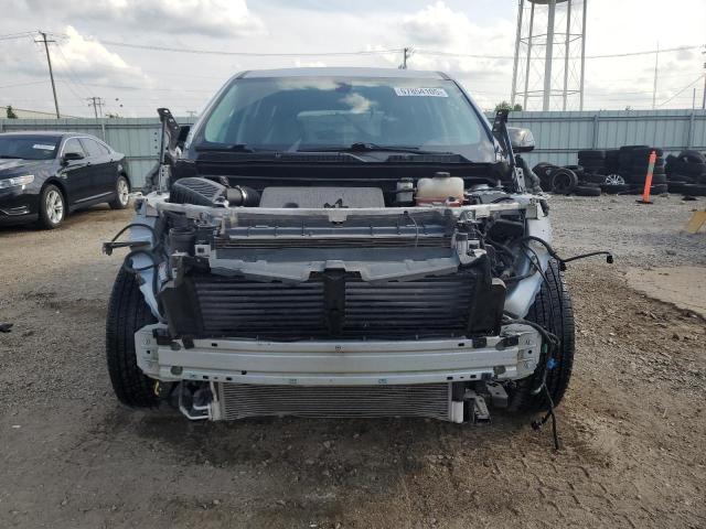Photo 5 from auction – 2018 CHEVROLET TRAVERSE L with VIN 1GNERFKW7JJ109087