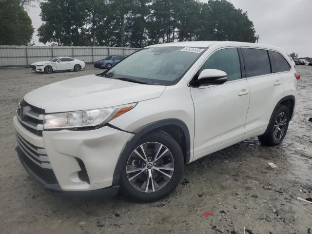 TOYOTA HIGHLANDER 2017 with VIN 5TDZARFH3HS024128 - Photo from auction