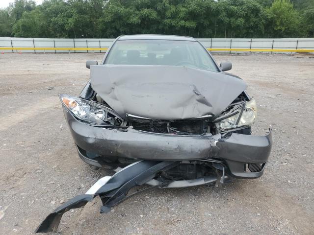 Photo 5 from auction – 2005 TOYOTA CAMRY with VIN 4T1BE32K35U595464