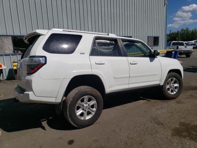 Photo 3 from auction – 2014 TOYOTA 4RUNNER SR with VIN JTEBU5JR6E5186298