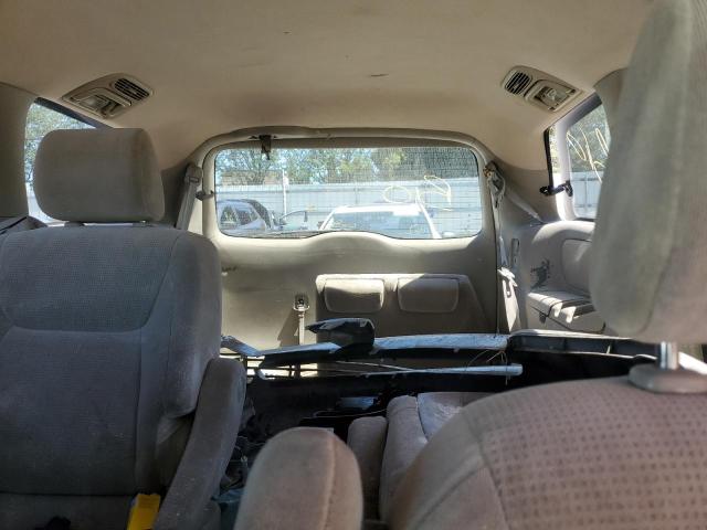 Photo 10 from auction – 2005 TOYOTA SIENNA CE with VIN 5TDZA23C45S233423