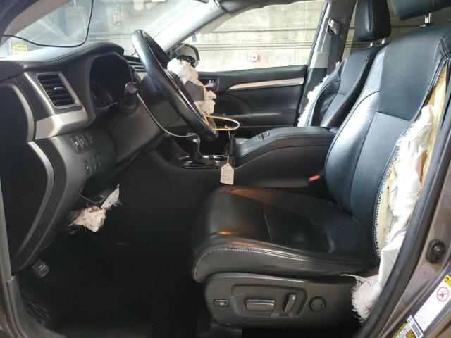 Photo 7 from auction – 2018 TOYOTA HIGHLANDER with VIN 5TDJZRFH3JS528657