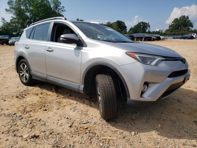 Photo 4 from auction – 2017 TOYOTA RAV4 XLE with VIN 2T3WFREV7HW389180