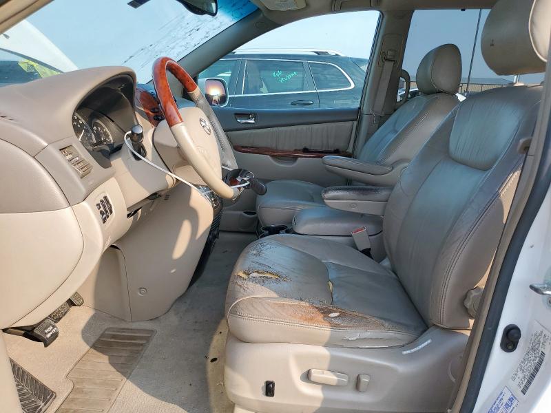 Photo 7 from auction – 2004 TOYOTA SIENNA XLE with VIN 5TDZA22C14S170930