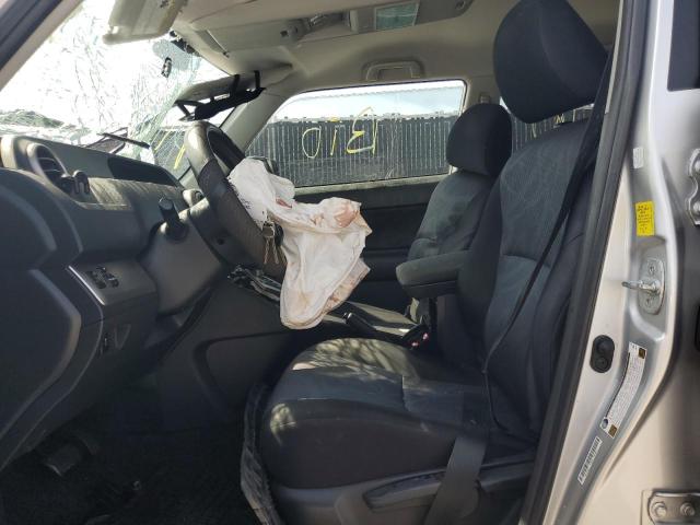 Photo 7 from auction – 2011 TOYOTA SCION with VIN JTLZE4FE0B1139274