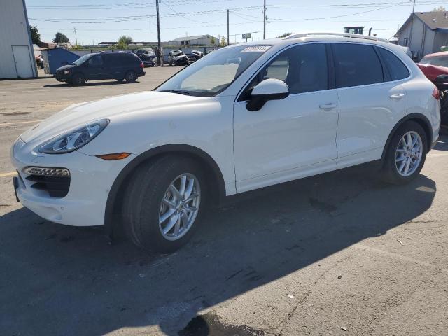 PORSCHE CAYENNE S 2014 with VIN WP1AB2A25ELA58958 - Photo from auction