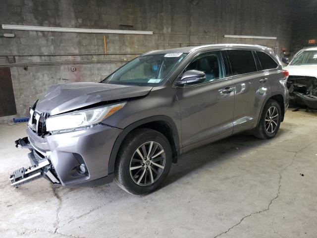 TOYOTA HIGHLANDER 2018 with VIN 5TDJZRFH3JS528657 - Photo from auction