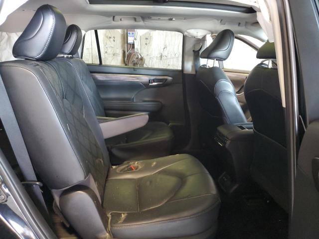 Photo 11 from auction – 2021 TOYOTA HIGHLANDER with VIN 5TDEBRCH0MS025375