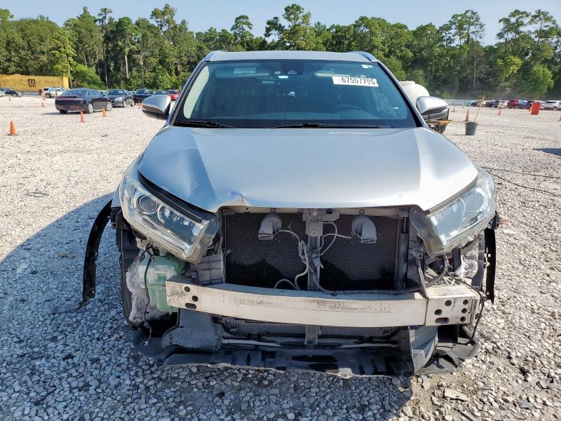 Photo 5 from auction – 2018 TOYOTA HIGHLANDER with VIN 5TDYZRFH0JS236513
