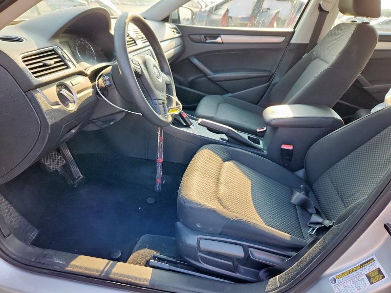 Photo 7 from auction – 2014 VOLKSWAGEN PASSAT S with VIN 1VWAS7A35EC070080