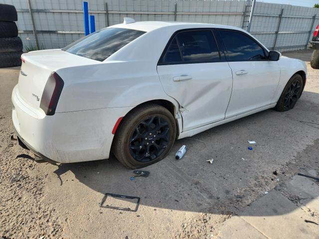 Photo 3 from auction – 2016 CHRYSLER 300 S with VIN 2C3CCAGG7GH270284