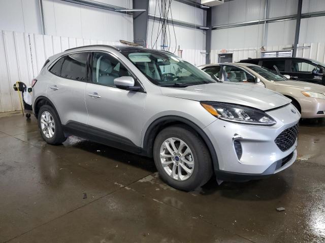 Photo 4 from auction – 2020 FORD ESCAPE SE with VIN 1FMCU0G68LUC70436