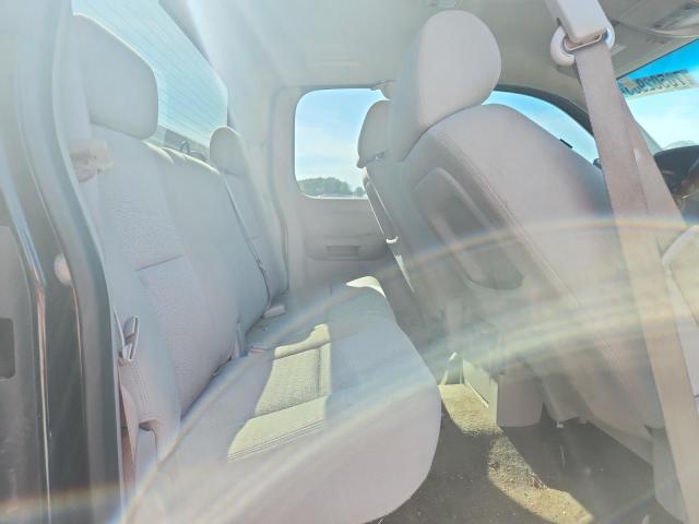 Photo 10 from auction – 2011 GMC SIERRA K15 with VIN 1GTR2VE33BZ218398