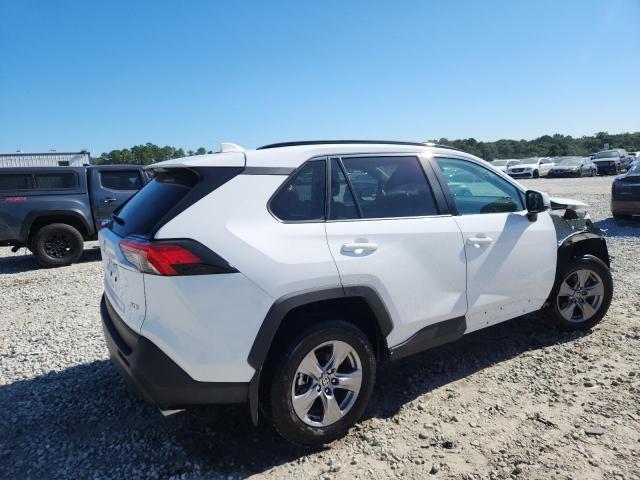 Photo 3 from auction – 2024 TOYOTA RAV4 XLE with VIN 2T3W1RFV2RC298463