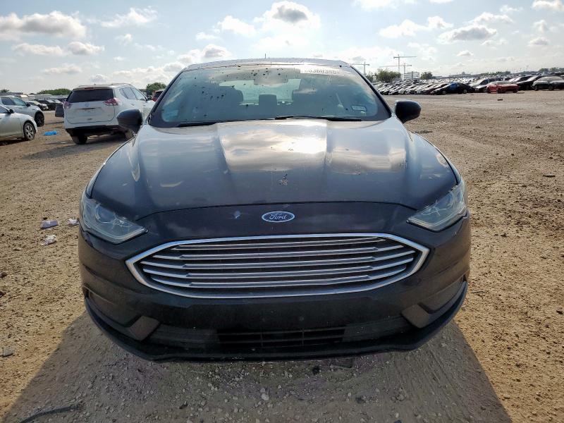 Photo 5 from auction – 2017 FORD FUSION S with VIN 3FA6P0G77HR140833