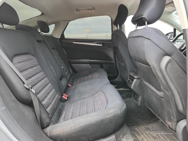 Photo 10 from auction – 2016 FORD FUSION SE with VIN 3FA6P0H70GR133509