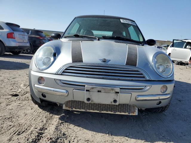 Photo 5 from auction – 2003 MINI COOPER with VIN WMWRC334X3TE14601