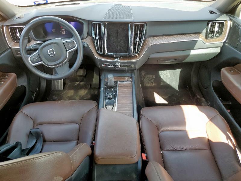Photo 8 from auction – 2022 VOLVO XC60 B5 MO with VIN YV4L12DK6N1086558